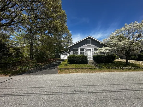 91 Silver Beach Ave, North Falmouth, MA 02556