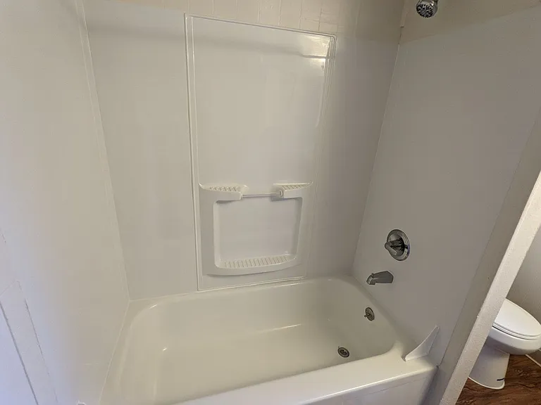 West Slope Apartments — Photo 49