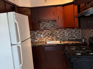 6324 Leonard St #2F, Philadelphia, PA 19149