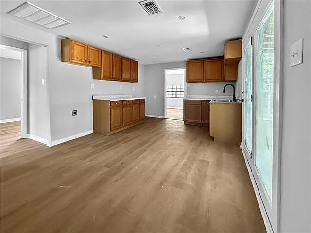 20294 Garland St — Photo 2