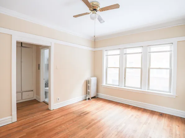 4451.5 N Damen Ave, Chicago, IL