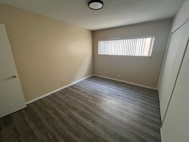 1327 Berkeley — Photo 19