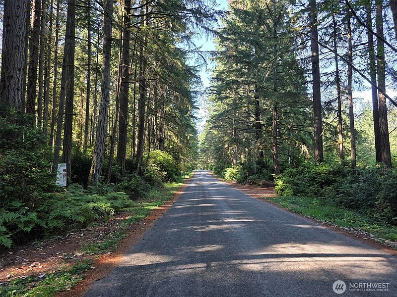 2nd image of 23601 Landers Road SW