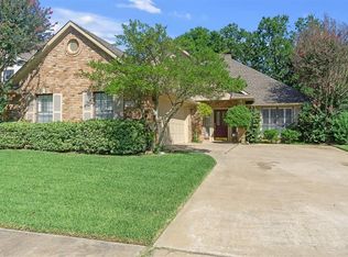 2908 Bluffview Dr, Garland, TX 75043