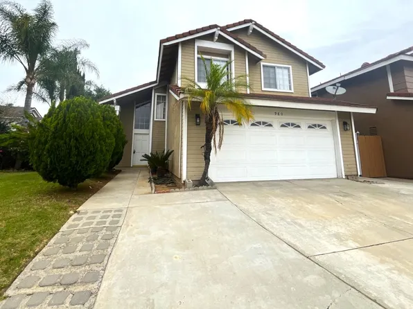 980 Tufts Cir, Corona, CA 92878