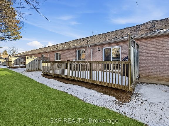 2nd image of 638 Wharncliffe Rd S Unit 7