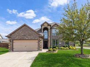 1049 Jake Cir, Kennedale, TX 76060