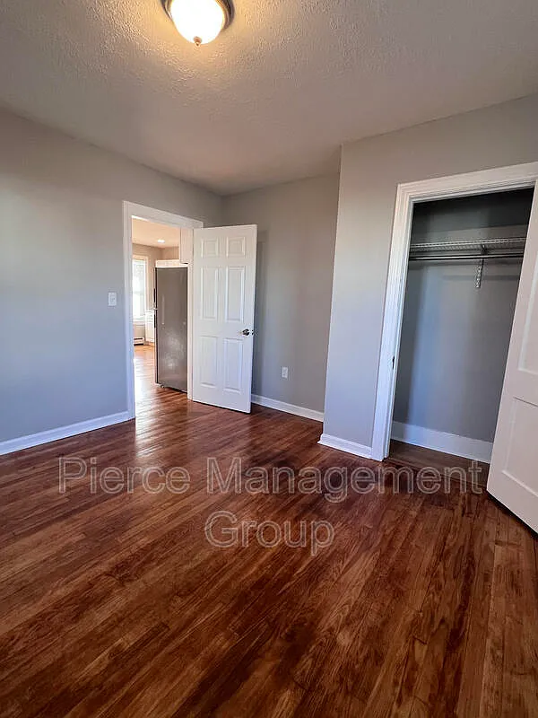 Building Photo - 185 Calef Rd #4