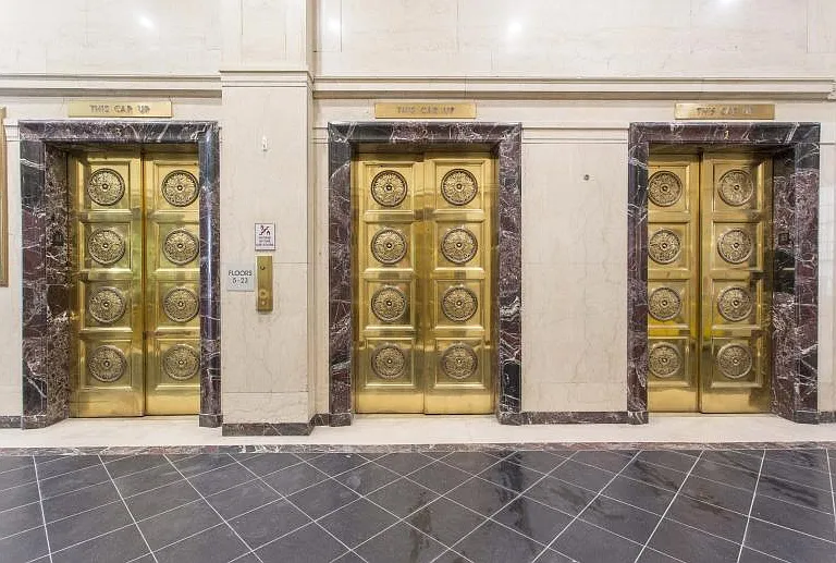 The Clark Building — Photo 8