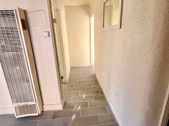 5th image of 1448 W 106th St