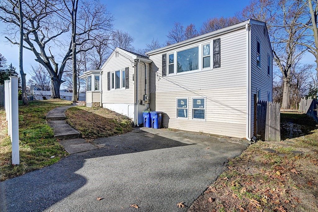 146 Hayward St, Braintree, MA 02184 Zillow