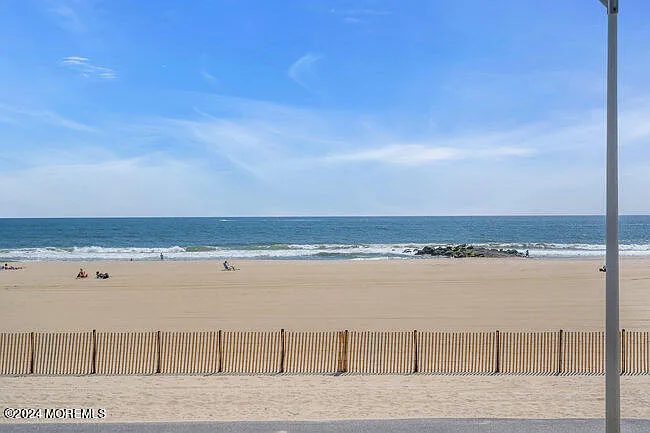 157 Beachfront Front — Photo 39