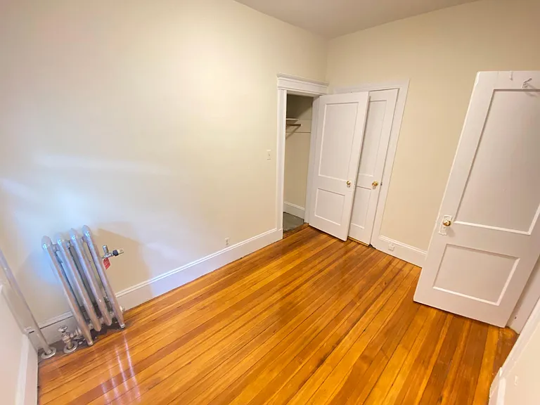 19 Hamilton Rd — Photo 6