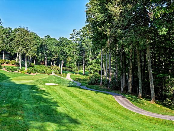 4th image of 352 Moorewood Road