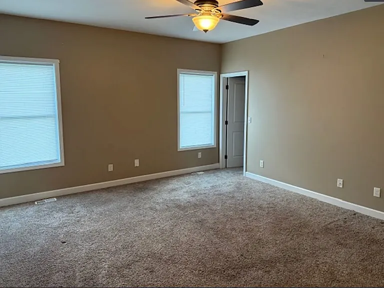 1625 Magnolia Dr — Photo 4