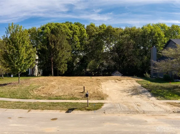 140 Wood Creek Ct, Springboro, OH 45066