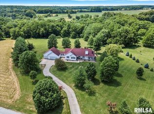 5345 Durango Trl, Pleasant Plains, IL 62677