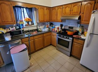 187 Throgs Neck Blvd #2, Bronx, NY 10465