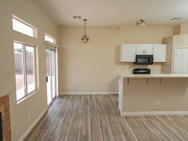 2217 Heritage Ridge Ave — Photo 4