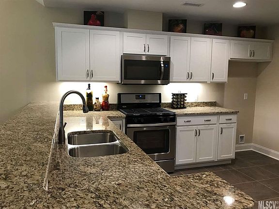 5th image of 803A Wynnshire Dr