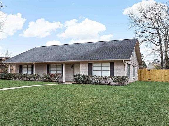 3rd image of 2050 Longfellow Dr