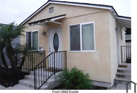 3682 Euclid Ave