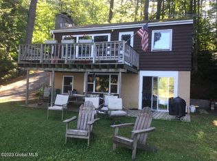 4 Abeling Ln, Hadley, NY 12835
