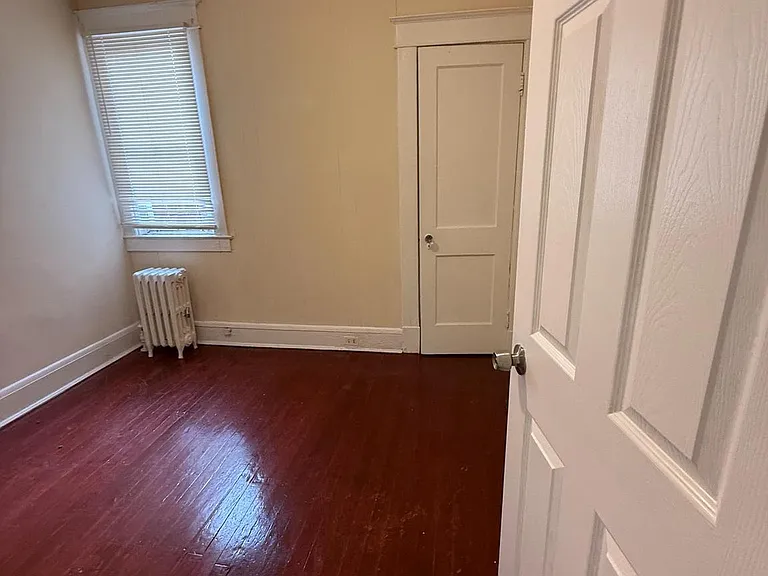 3309 Brighton St — Photo 10