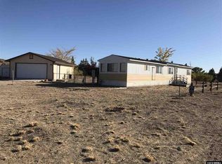 5 Holmes Ct, Yerington, NV 89447