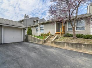 12872 W 109th St, Overland Park, KS 66210