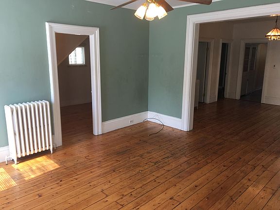 5th image of 42 Willis St #1