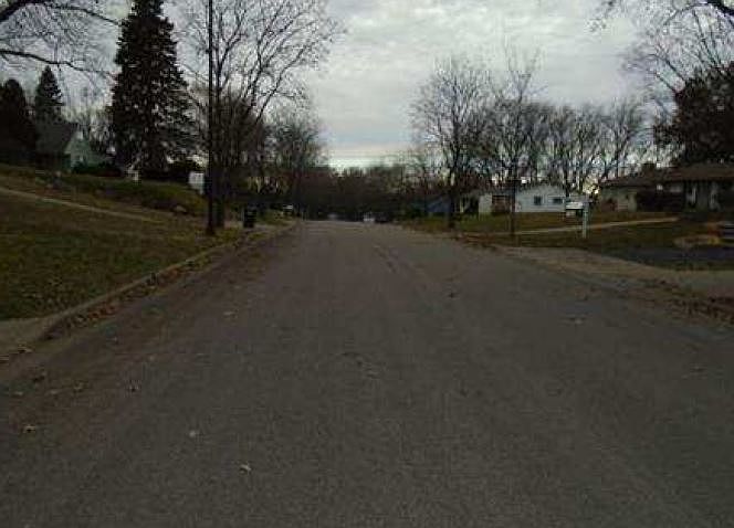2nd image of 2036 Nebraska Ave E
