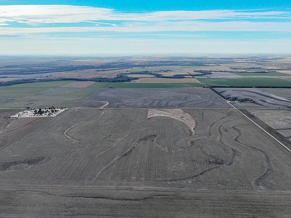 3rd image of 123 County Road F