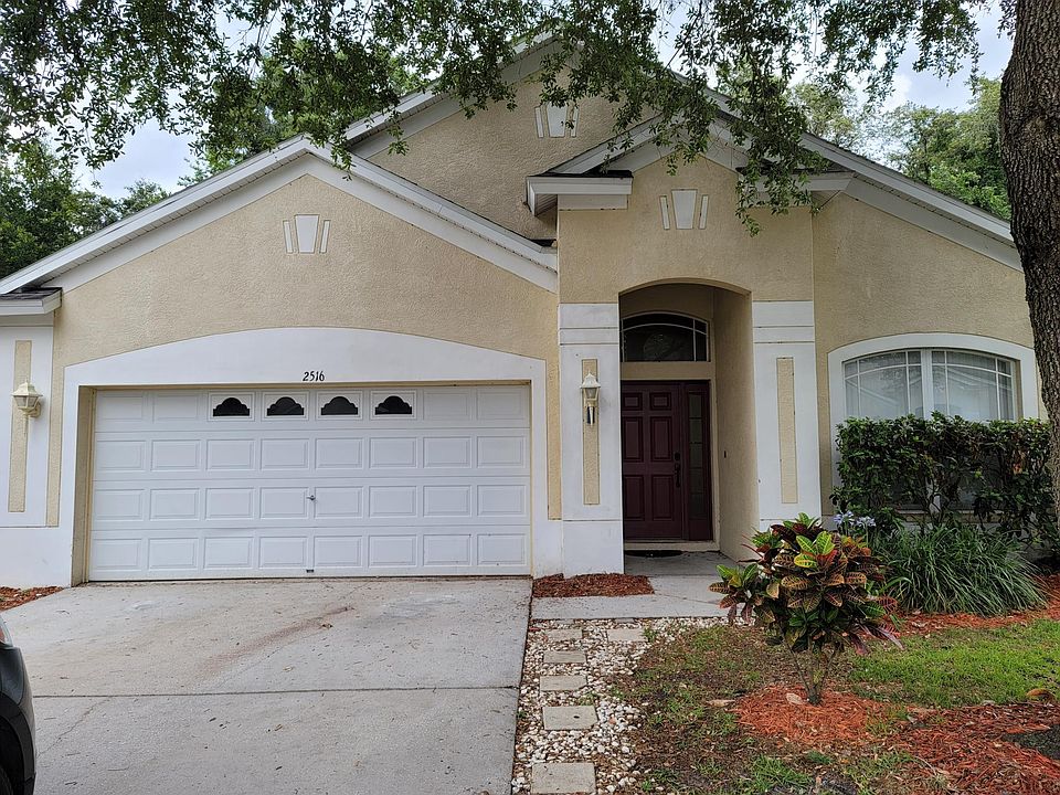 1st image of 2516 Deer Forest Dr