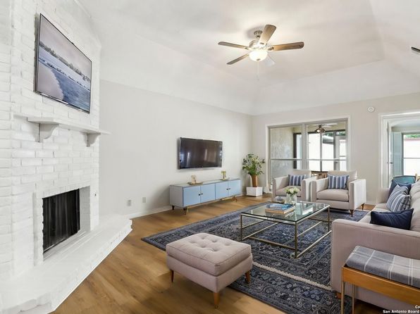 10304 GRAND CIR, San Antonio, TX 78239
