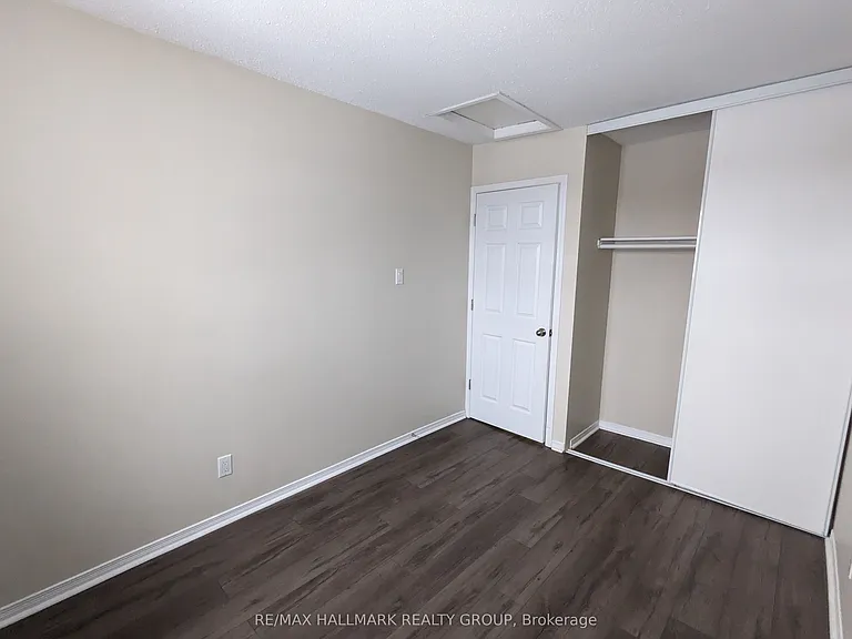6464 Colony Sq #21 — Photo 24