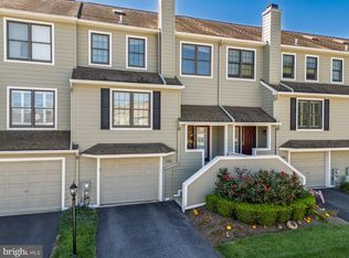 1402 Radcliffe Ct, Newtown Square, PA 19073
