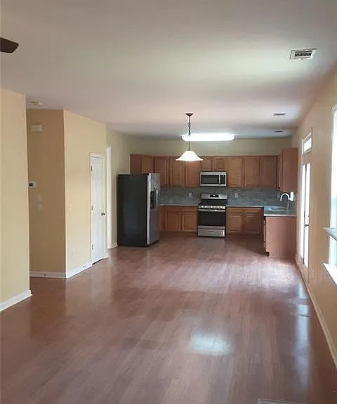 132 Lake Shore Dr — Photo 49
