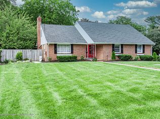 718 Holmdel Rd, Holmdel, NJ 07733