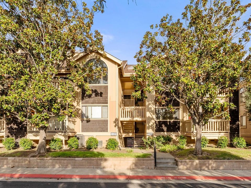 1st image of 2208 Brega Ln