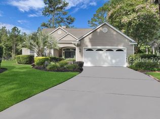 25 Muirfield Rd, Hilton Head Island, SC 29928