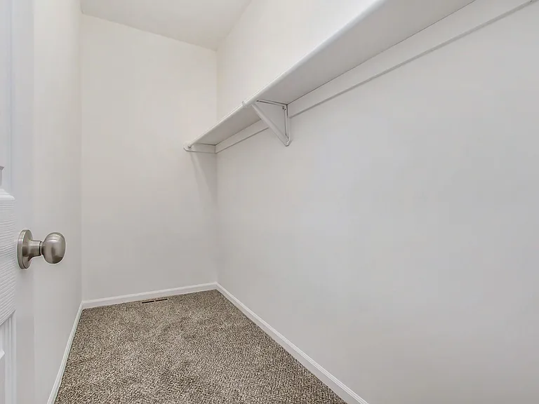8325 N Nodaway Ave — Photo 10