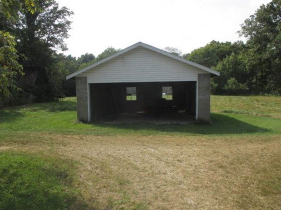 2nd image of 10563 E 1825th Ave