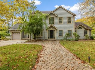85 Harvey Ave, Paramus, NJ 07652