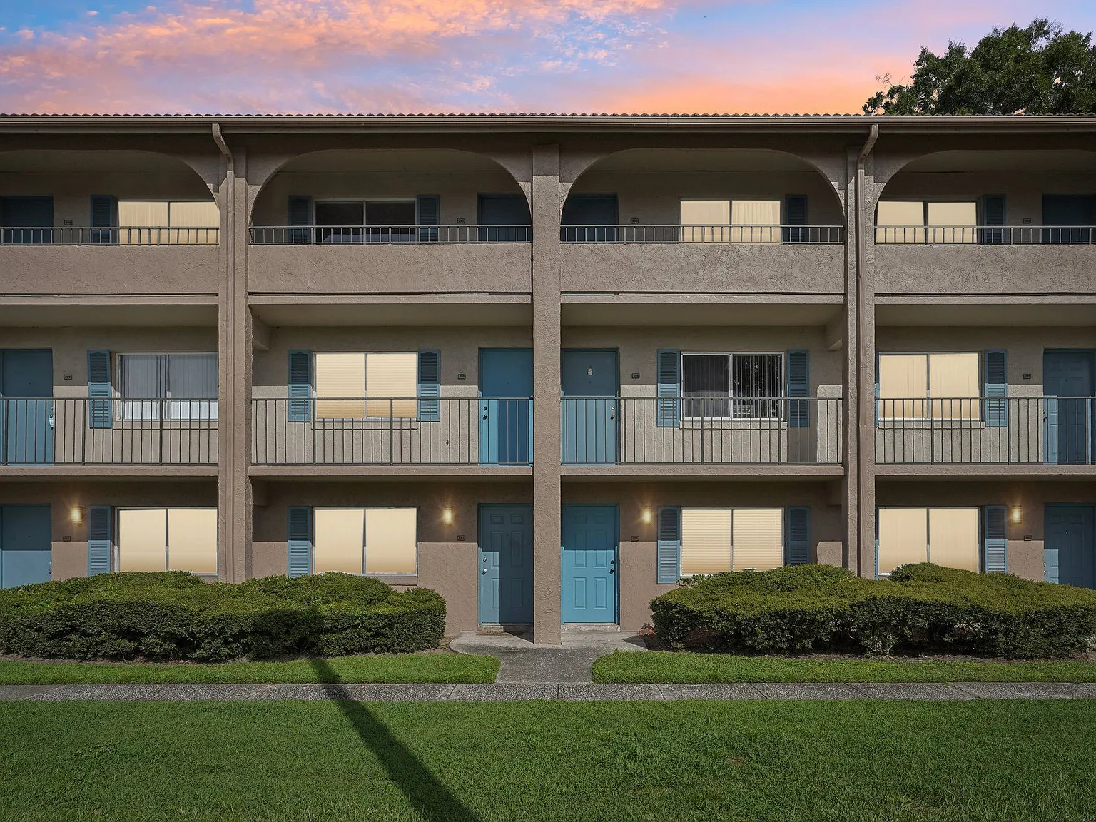 Waterview Crossing Apartments — Photo 2
