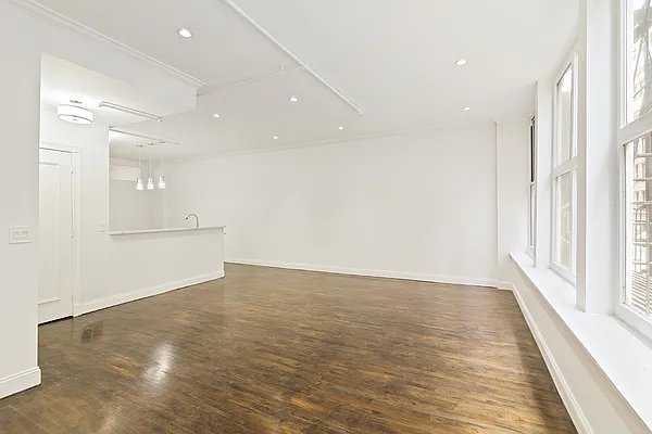 Rented by Compass | media 11