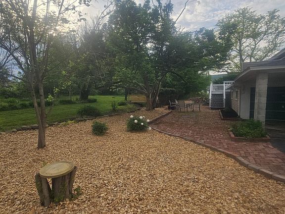 2nd image of 1214 Brouse Rd