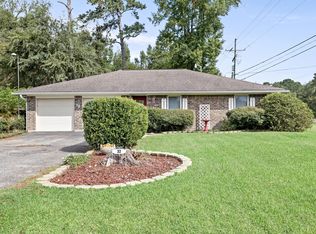 32 Greenhill Dr, Lumberton, TX 77657