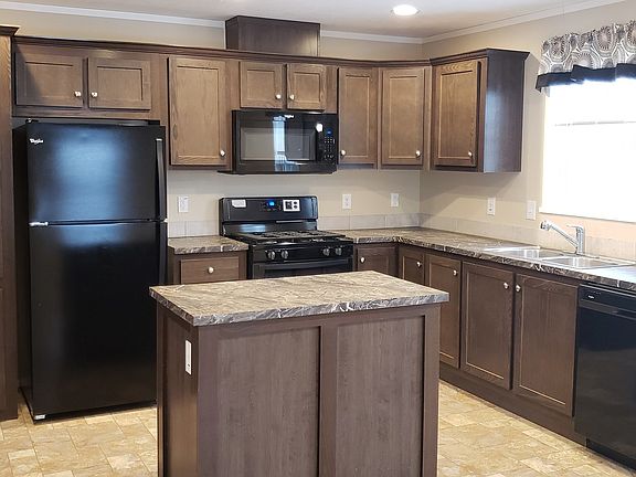 2nd image of 516 Courtland Ln #560