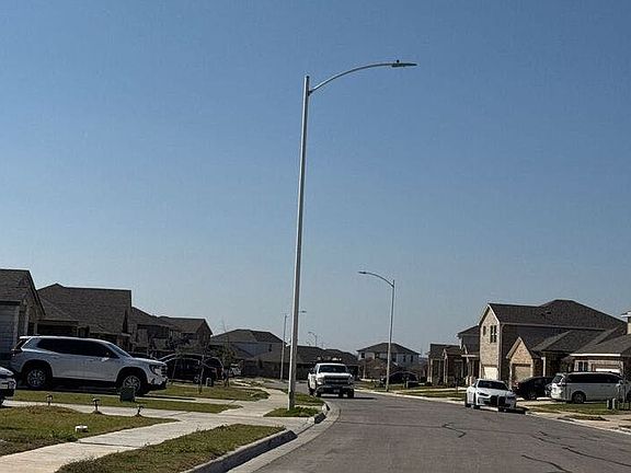 4th image of 14416 Allard Dr
